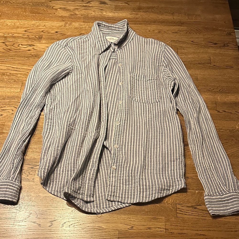 Universal Thread Gray Striped Button Down Shirt